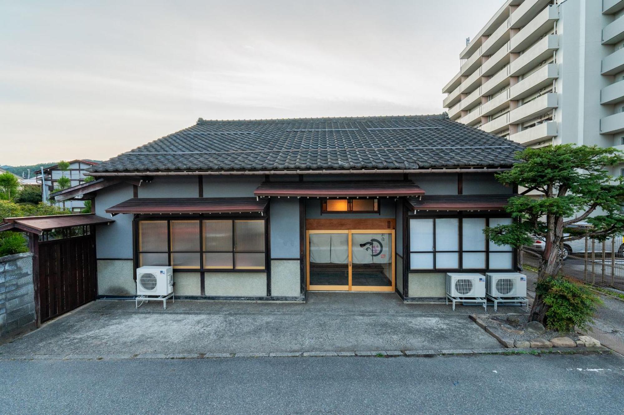 お宿一の華 Такаяма Екстер'єр фото